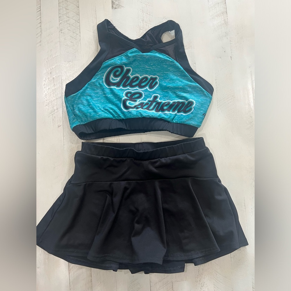 Varsity Brand Cheer Extreme sports bra and skirt set YXL